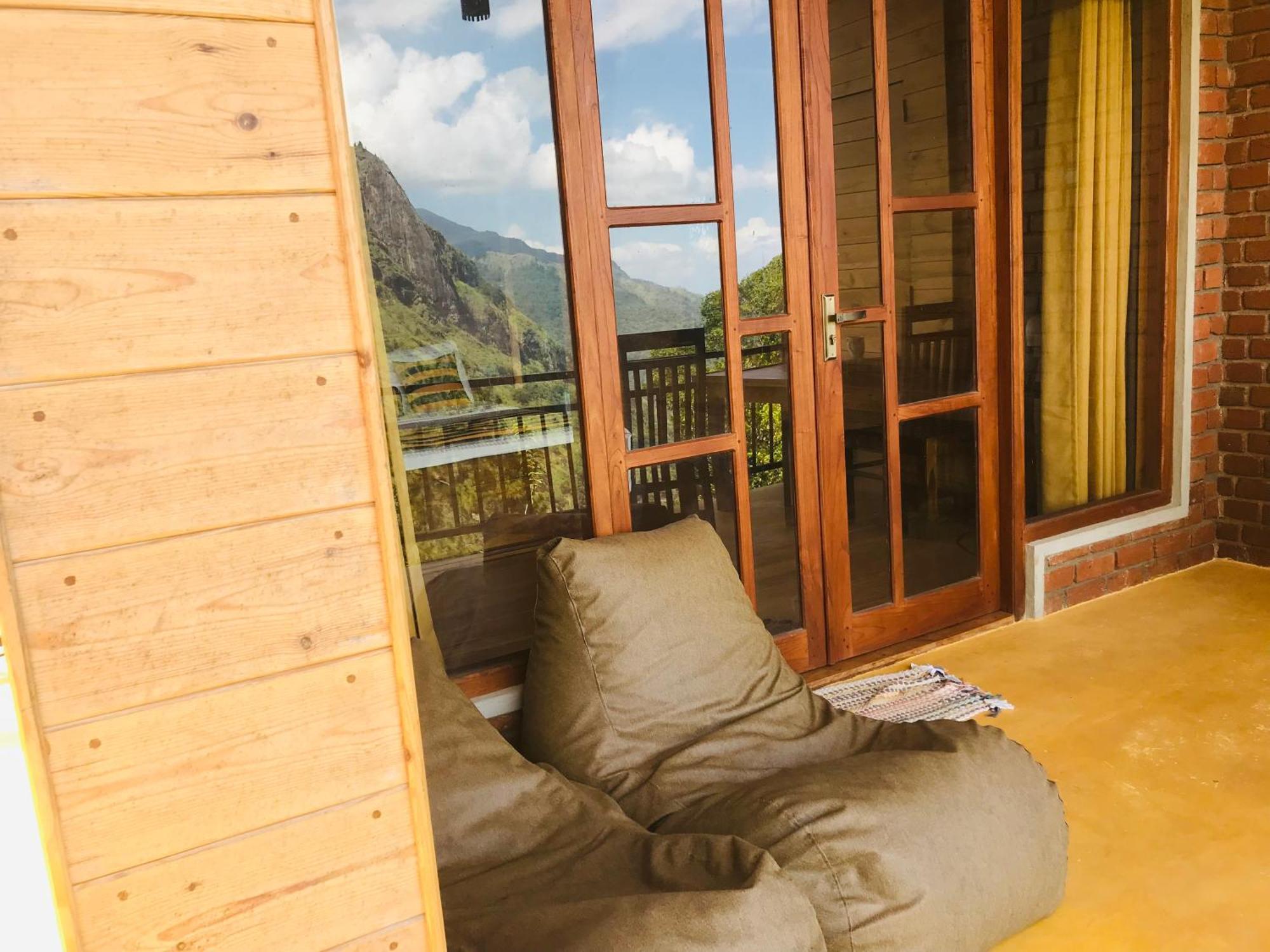 Ridge View Guest House -Елла Екстер'єр фото