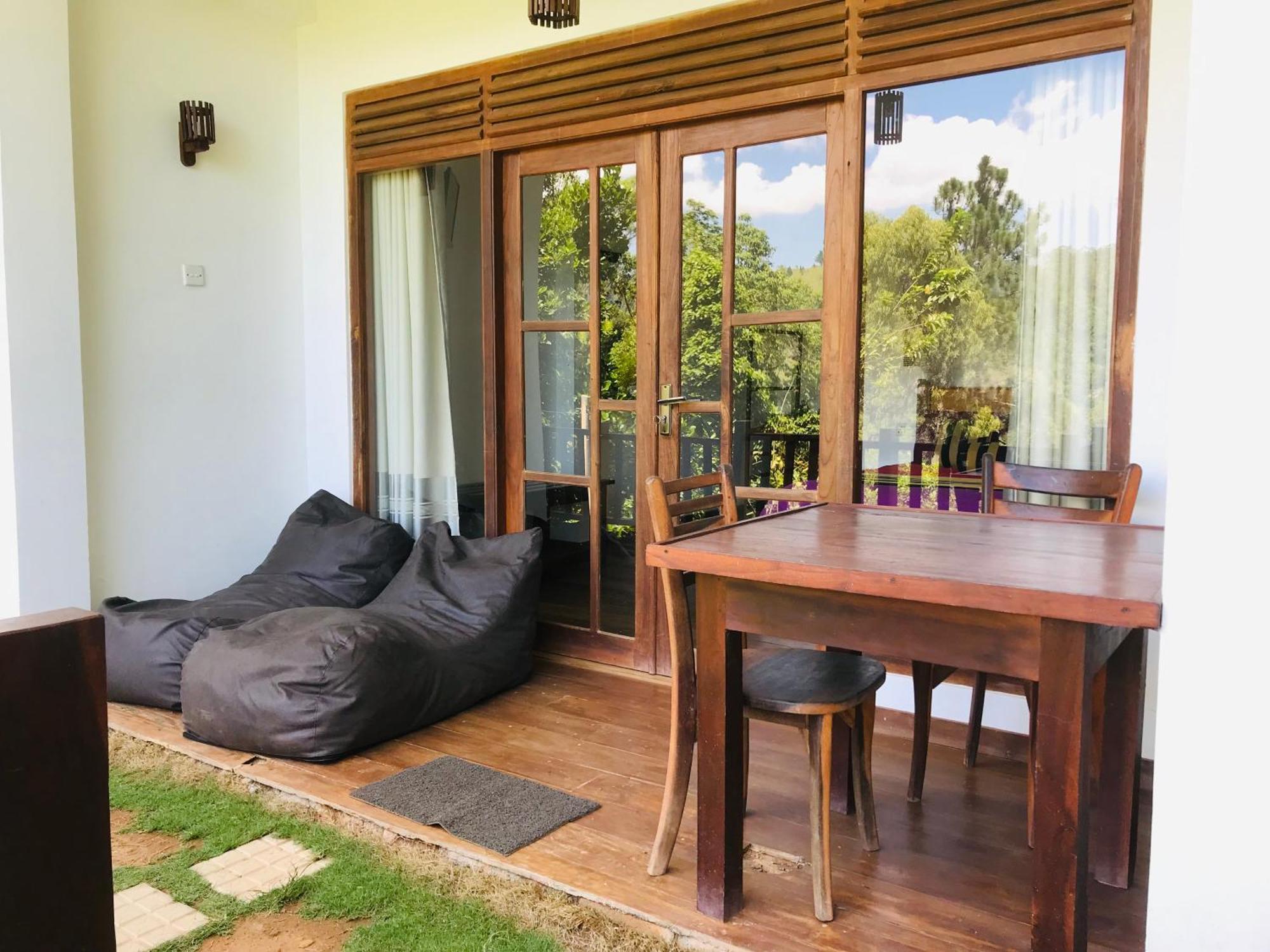 Ridge View Guest House -Елла Екстер'єр фото
